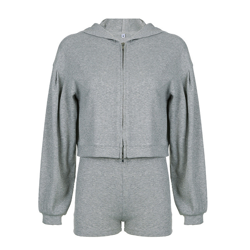Damen nan kurzes geripptes Lounge-Set mit Kapuzen-Zipjacke und Highwaist-Shorts EB