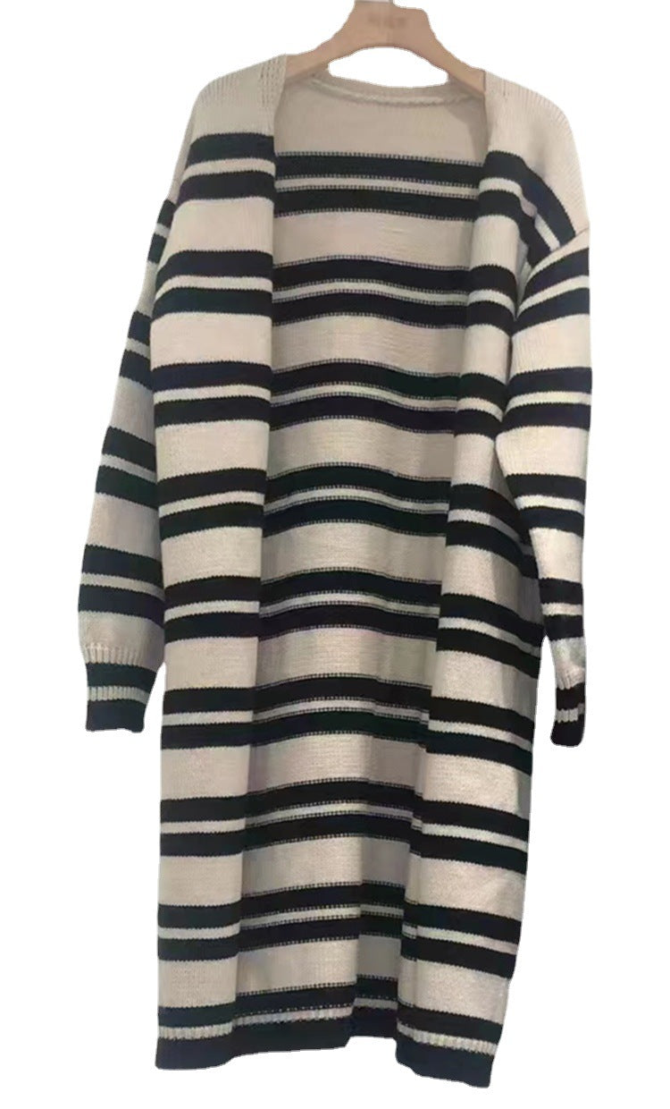 Damen Langer Strickcardigan mit modernen Streifen und lässigem Schnitt EB