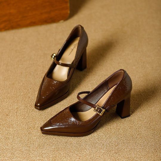 Damen Stilettos mit dekorativem Riemen EB