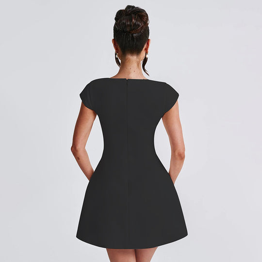 Damen Minikleid mit quadratischem Ausschnitt und ausgestelltem Rock EB