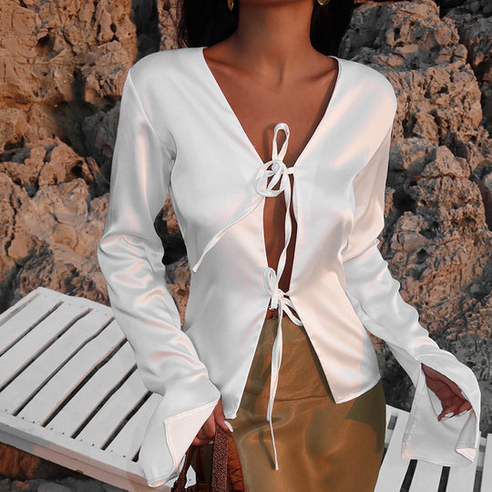 Damen Satin-Bluse mit tiefem V-Ausschnitt und Bindebändern EB