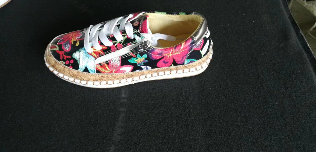 Damen modische Sneaker im kreativen Blumenmuster EB