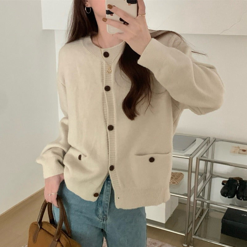 Damen Kuschelige Strickjacke mit praktischen Taschen EB