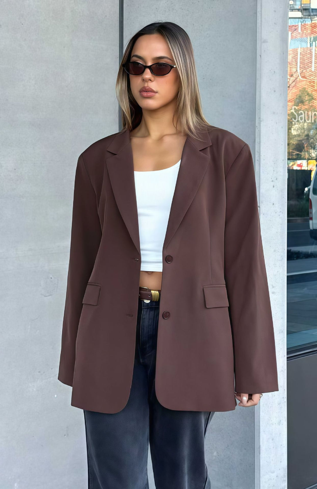 Damen Oversized Blazer im minimalistischen Stil EB