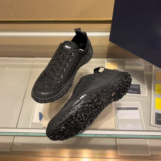 Damen Outdoor Sneakers mit griffiger Laufsohle und atmungsaktivem Obermaterial EB