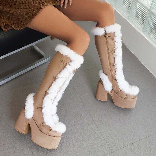 Damen Hohe Plateau Stiefel mit kuscheligem Kunstfell und modischem Schnürdesign EB