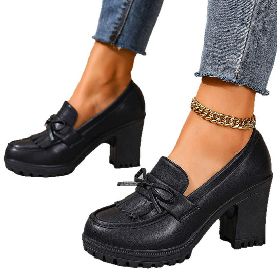 Damen Modische Mokassins mit auffälligem Quastendetail und robustem Blockabsatz EB