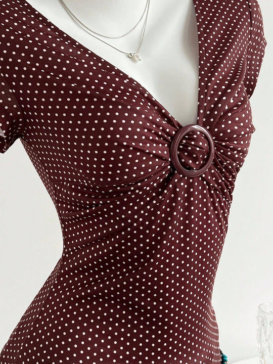 Damen Figurschmeichelndes Shirt mit dekorativem Ringdetail EB