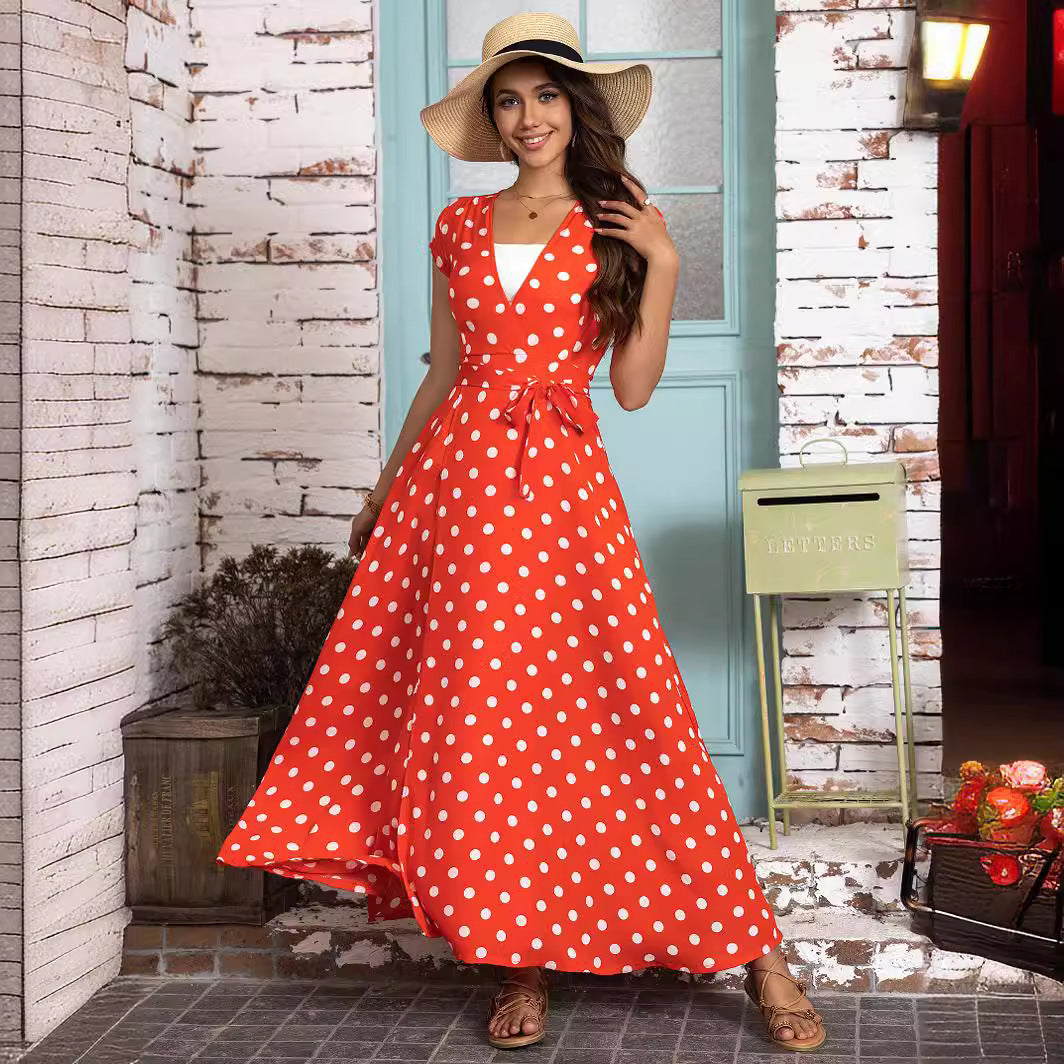 Damen Maxikleid mit schmeichelndem Wickeldesign und modernen Punkten EB