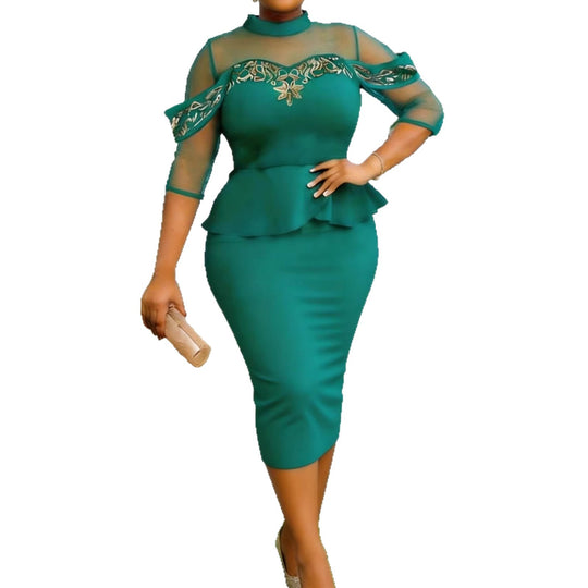 Damen figurbetontes Kleid mit transparenten Ärmeln und raffiniertem Tüllüberwurf EB