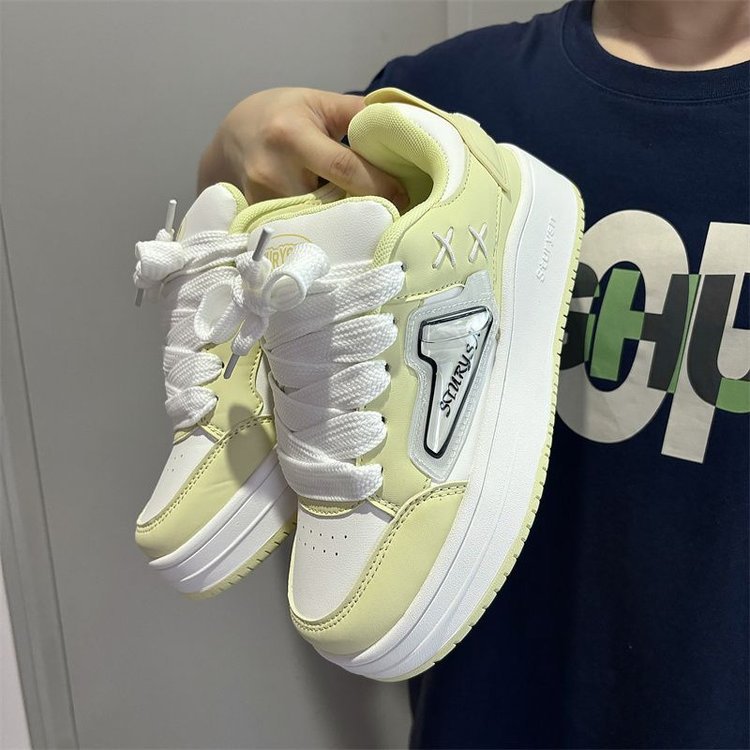 Damen Sneakers mit innovativer Dämpfungstechnologie und stylischem Obermaterial EB