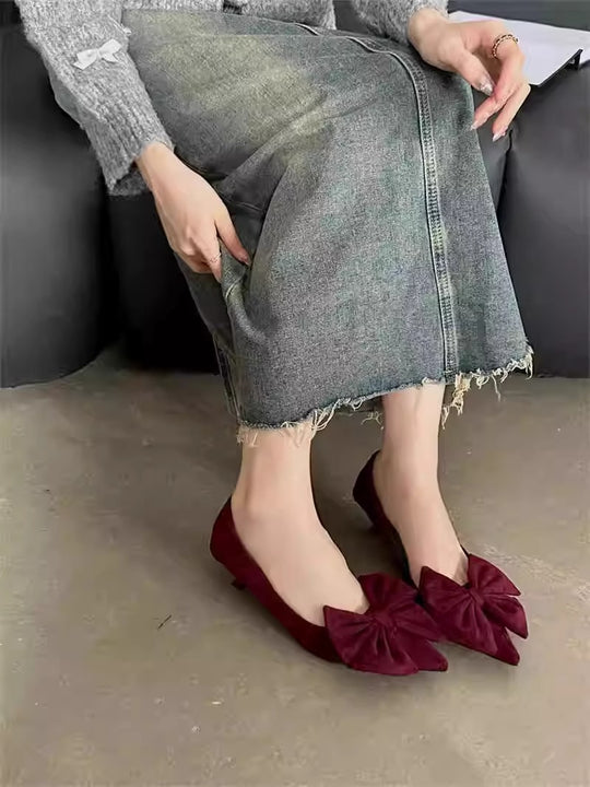 Damen elegante Pumps mit verspielten Schleifenverzierungen EB