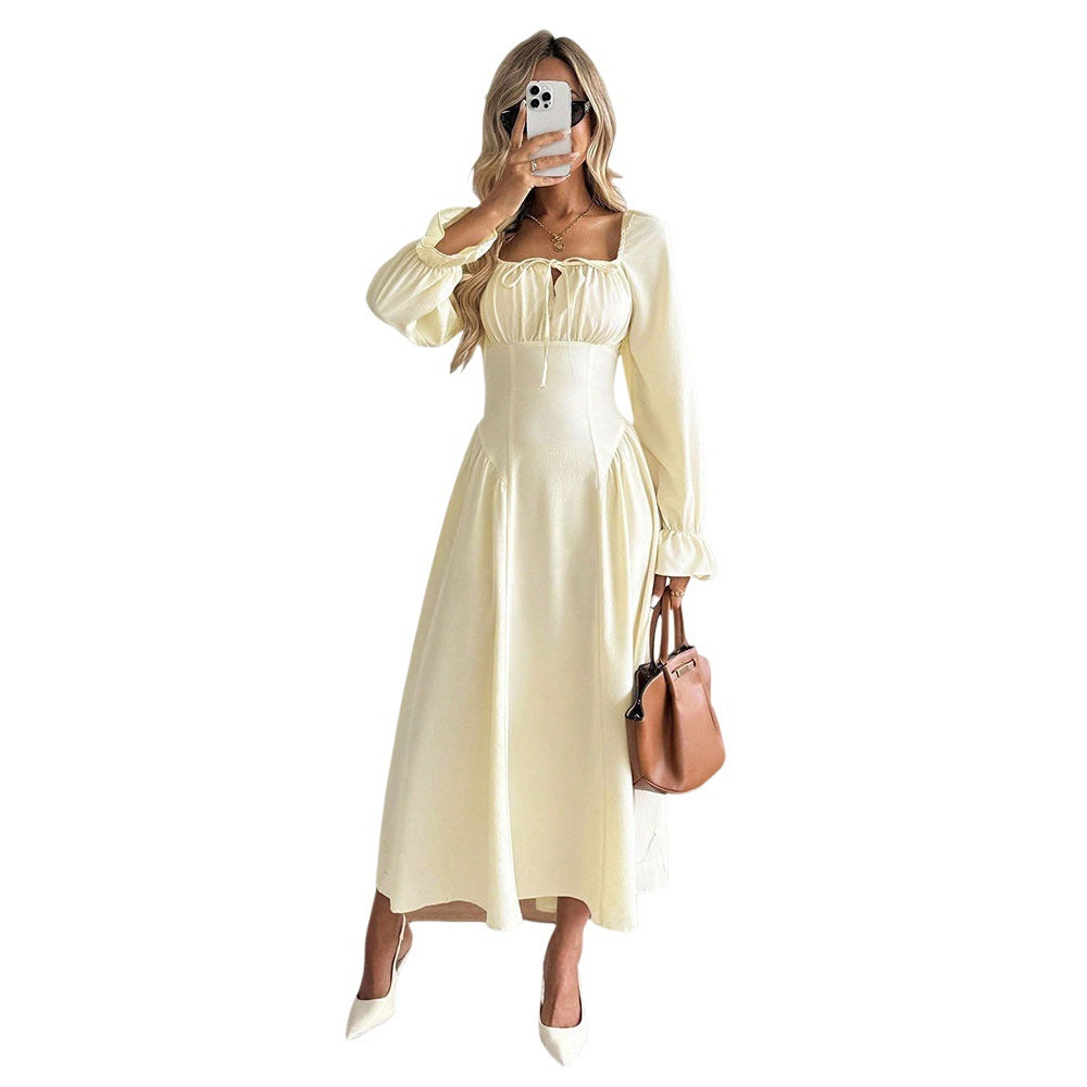 Damen romantisches Midikleid mit Korsagen-Taille, Quadratausschnitt und voluminösen Ärmeln Eichborn Berlin