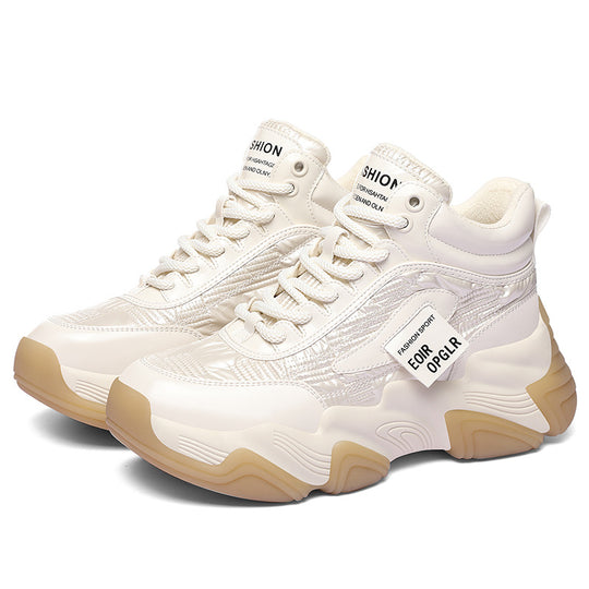 Damen Sportliche Fashion-Sneaker mit ergonomischer Dämpfung und glänzendem Obermaterial EB