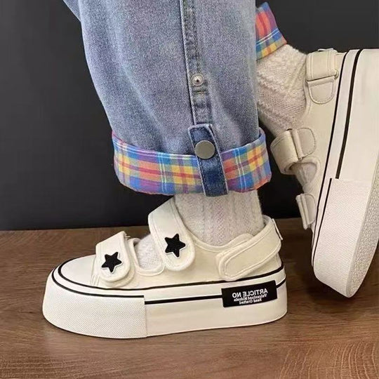 Damen Sneaker mit doppeltem Klettverschluss und verspielter Sternapplikation EB