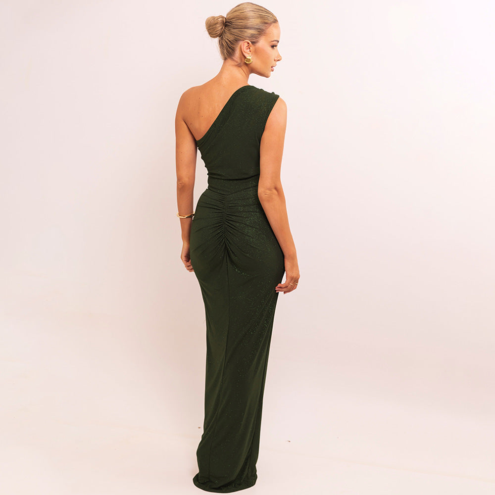 DamenElegantes langes Abendkleid mit asymmetrischem Ausschnitt und Wickeldetail EB
