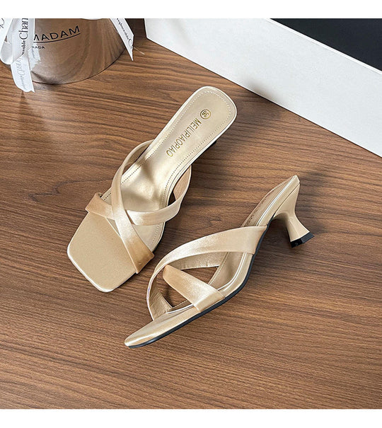 Damen elegante Cross-Over Sandalen mit modischem Absatz EB