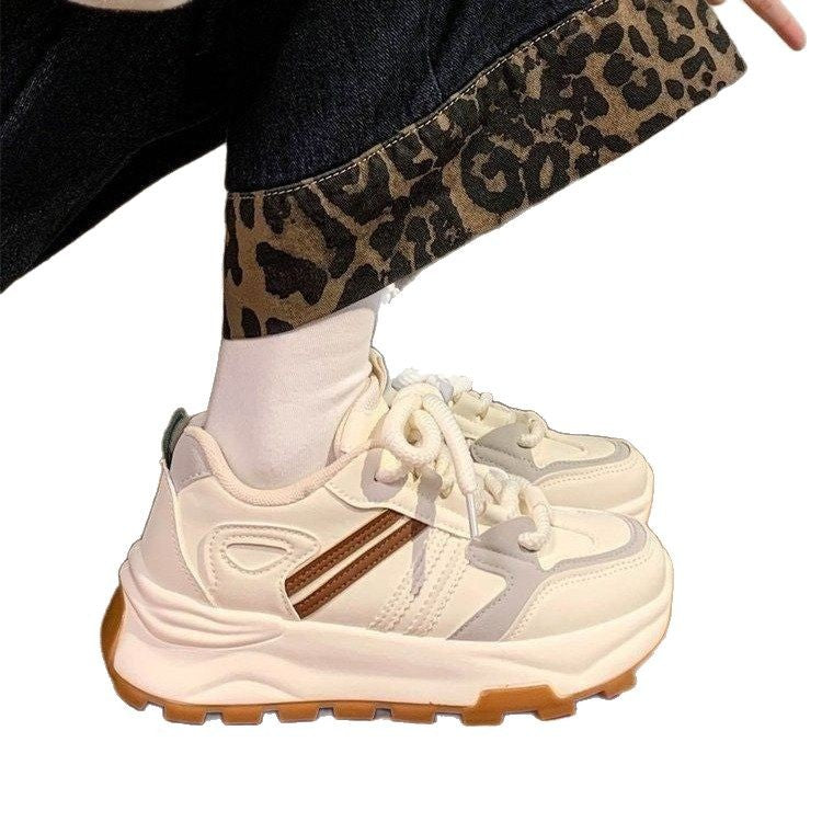 Damen sportliche Sneakers mit atmungsaktiver Sohle und trendigem Design EB
