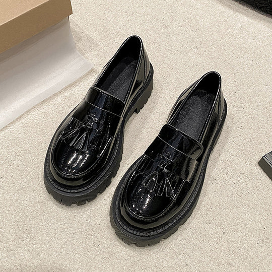 Damen Loafer mit eleganter Quastenverzierung und robustem Plateau EB