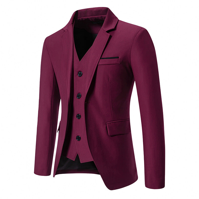 Herren nan elegantes Einreiher-Sakko mit passender Weste und schmalem Business-Schnitt EB
