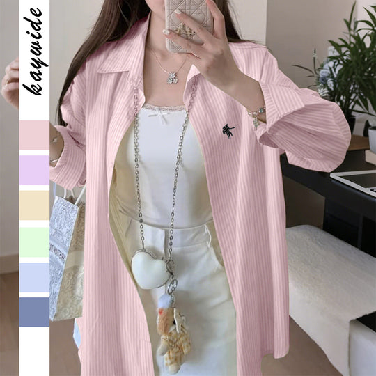 Damen nan oversized Hemd mit feiner Nadelstreifenstruktur, Kentkragen, abgerundetem Saum und geknöpften Manschetten EB