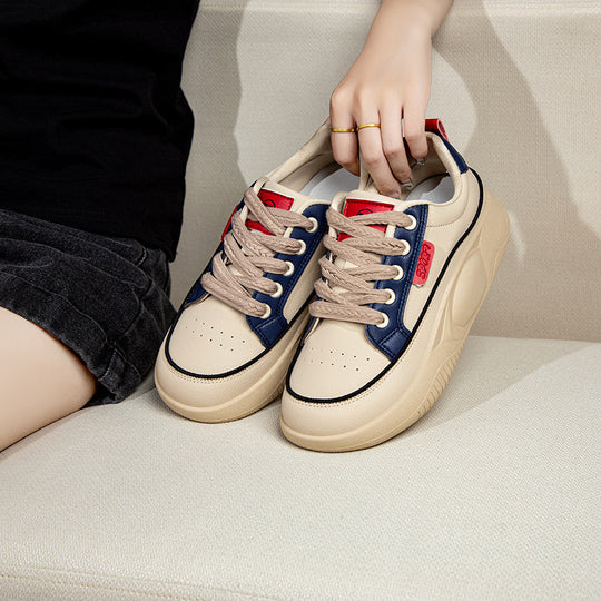 Damen Komfortabele Sneakers mit Retro-Details EB