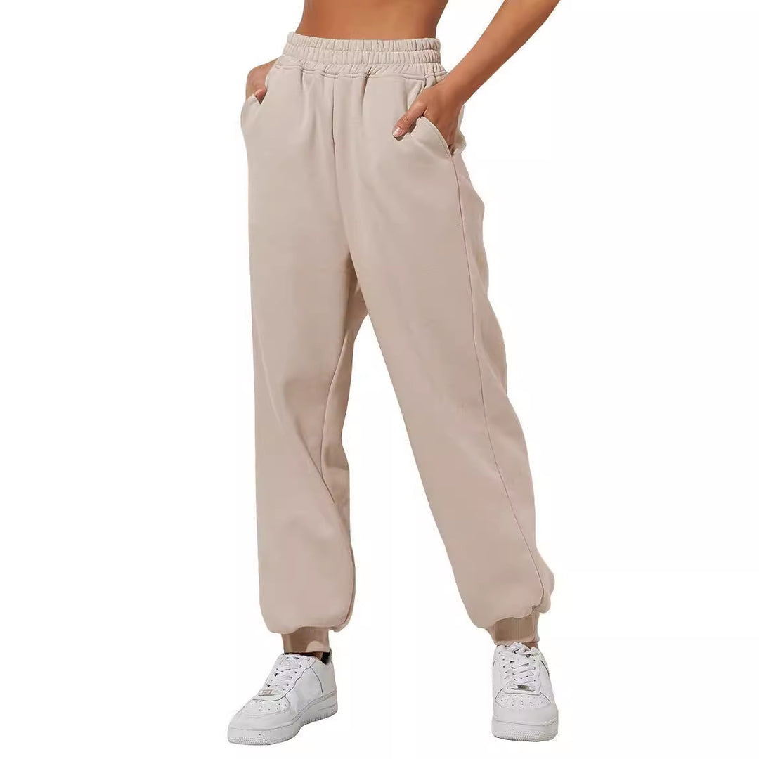 Damen nan lockere High‑Waist Jogginghose mit doppellagigem Komfortbund, seitlichen Eingrifftaschen und gerafften Knöchelbündchen EB