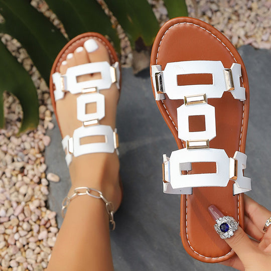 Damen modische Riemensandalen mit geometrischen Metallakzenten EB