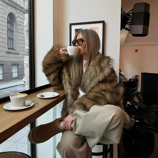 Damen Kuschelige Faux-Fur Jacke mit weichem Innenfutter EB