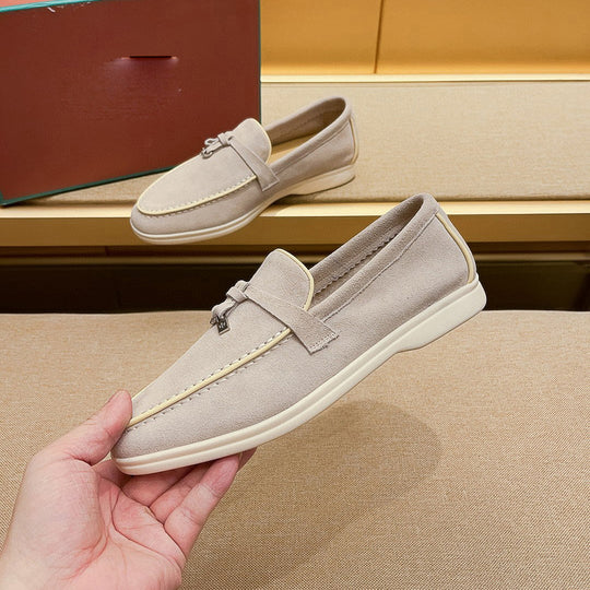 Damen Mokassins aus weichem Wildleder mit modischem Detail von EB