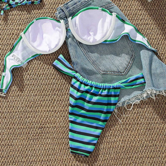 Damen Bikini-Oberteil mit verstellbaren Trägern und modernem Streifendesign EB