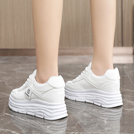 Damen Chunky Sneakers mit dämpfendem Sohlenprofil EB