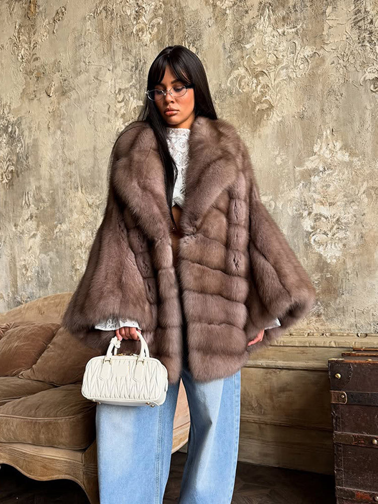 Damen luxuriöse Kunstfelljacke mit weitem Schnitt und modischen Details EB