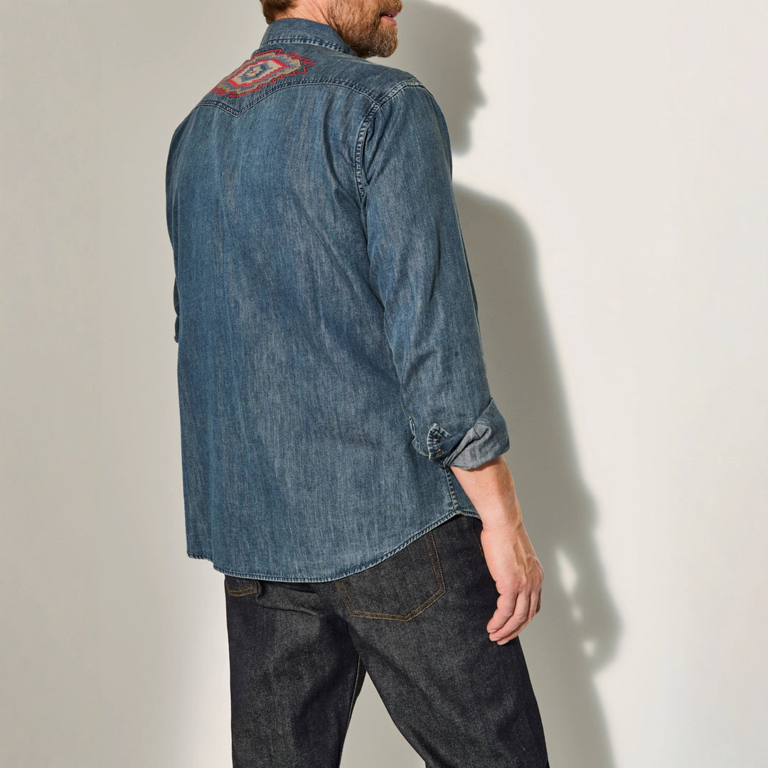Herren Jeanshemden mit attraktivem Stickdesign EB