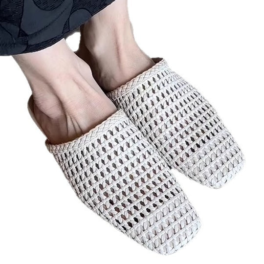Damen Bequeme, handgewebte Pantoletten in modernem Design EB