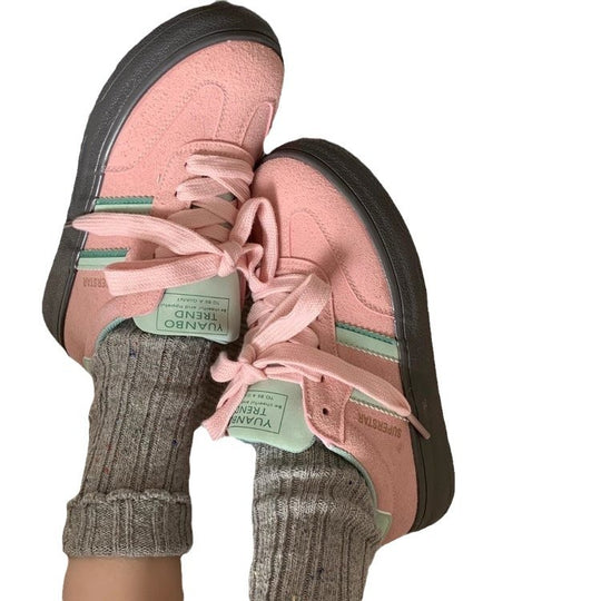 Damen Sneakers mit komfortabler Schnürung und dämpfender Sohle EB