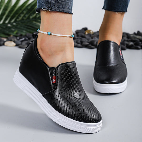 Damen Slip-On Sneakers mit atmungsaktiver Oberflächenstruktur und rutschfester Sohle EB