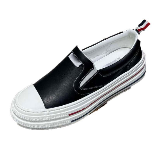 Damen Komfortable Slip-On Sneakers mit modischem Design und raffiniertem Sohlenprofil EB