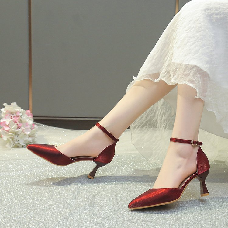 Damen elegante High Heel Pumps mit schmalem Riemen EB