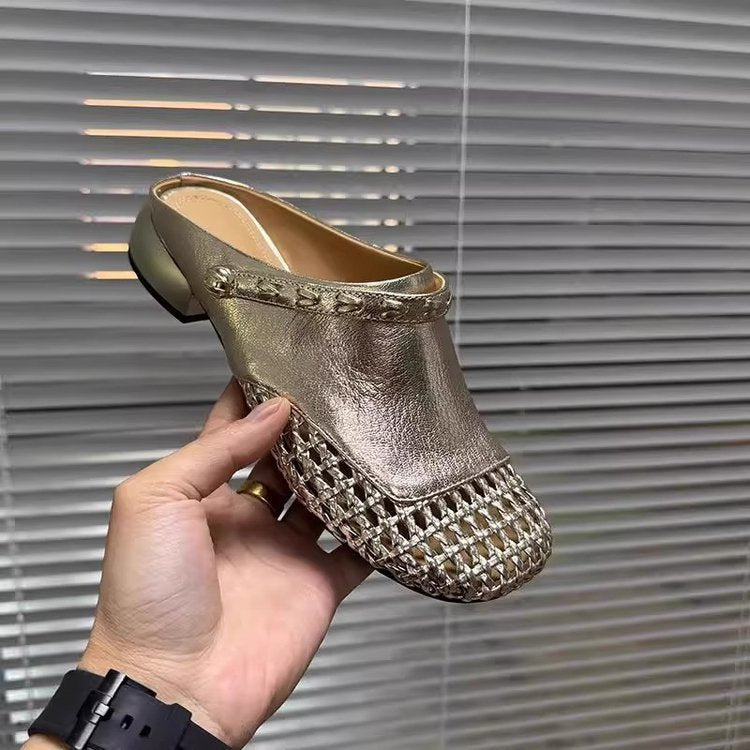 Damen modische Mules mit dekorativer Korb-Optik EB