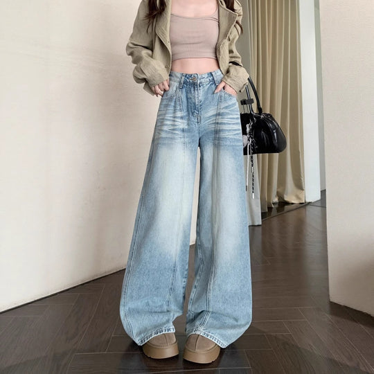 Damen Weite High-Waist Jeans im modernen Distressed-Design EB