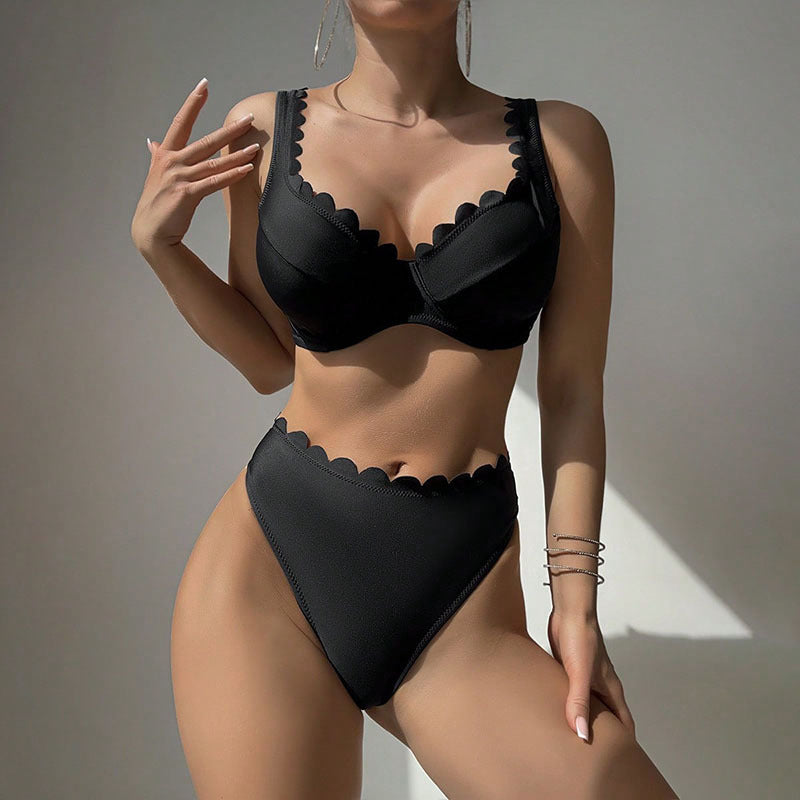Damen Bikini-Set mit eleganten Wellenspitzen EB