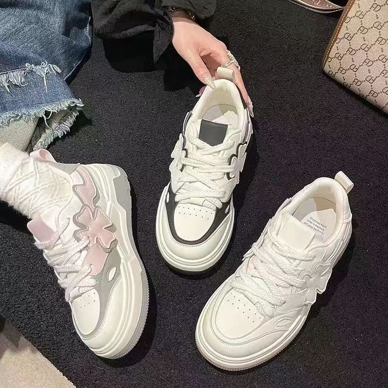 Damen Sportliche und modische Sneakers von EB