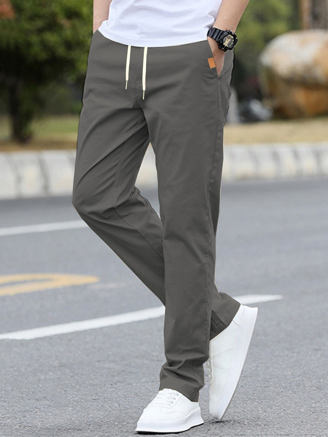Herren Freizeit-Hose mit atmungsaktivem Material und elastischem Bund EB