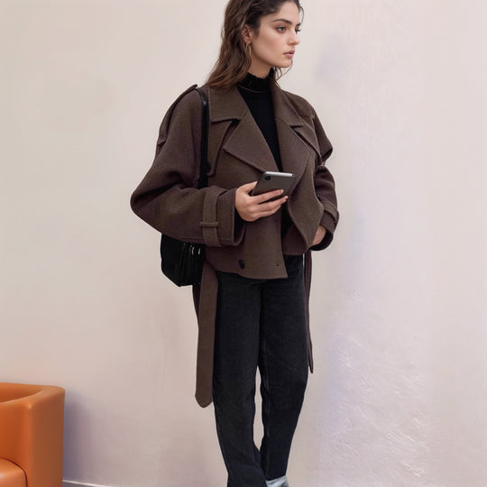 Damen modische cropped Jacke mit Doppelknopfverschluss und breitem Kragen EB