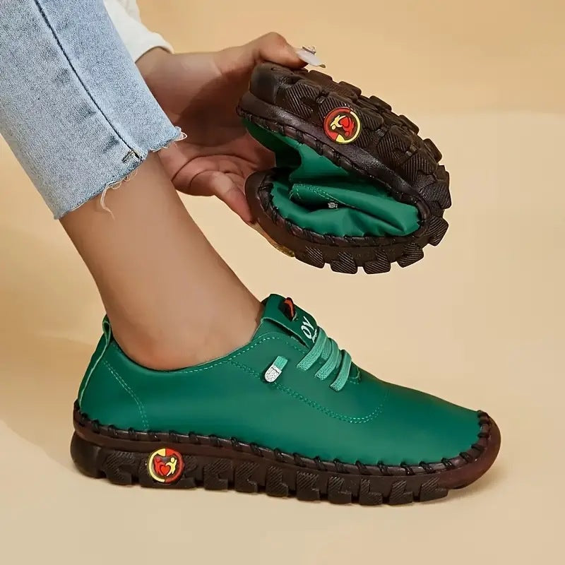 Damen  leichte Alltags-Slipper-Sneaker mit verdeckter Schnürung, elastischem Einstieg und griffiger Trailsohle EB