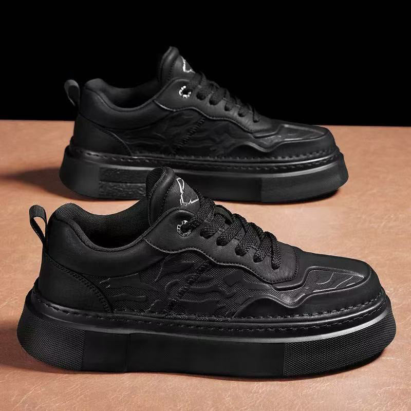 Damen Chunky Sneakers mit stilvollem Obermaterial und dämpfender Sohle EB