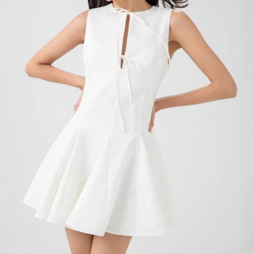 Damen Freizeitkleid mit raffinierten Knoten-Details und schwingendem Saum EB