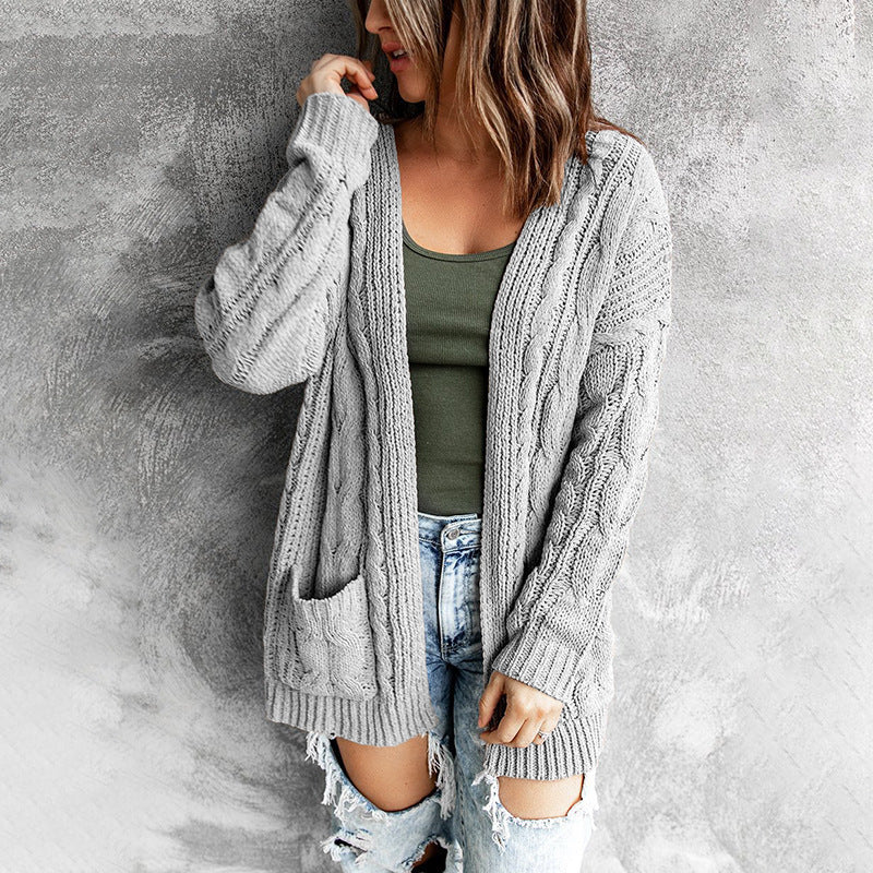 Damen Strickjacke mit Kabelmuster und lässiger Passform EB