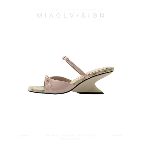 Damen Slingback Sandalen mit floralem Riemen und bequemem Absatz EB